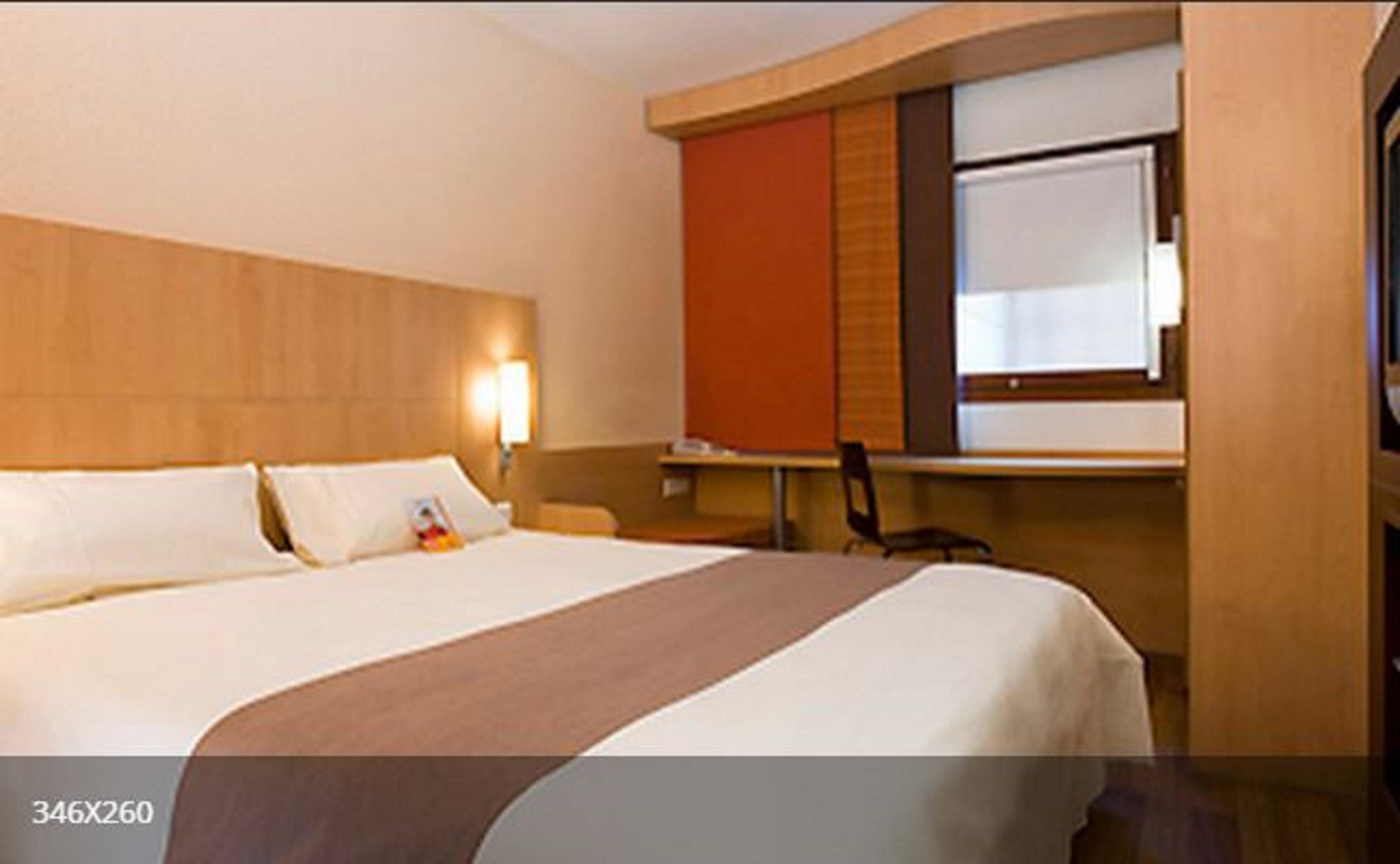 Ibis Qingdao Ningxia Road Hotel Exterior foto