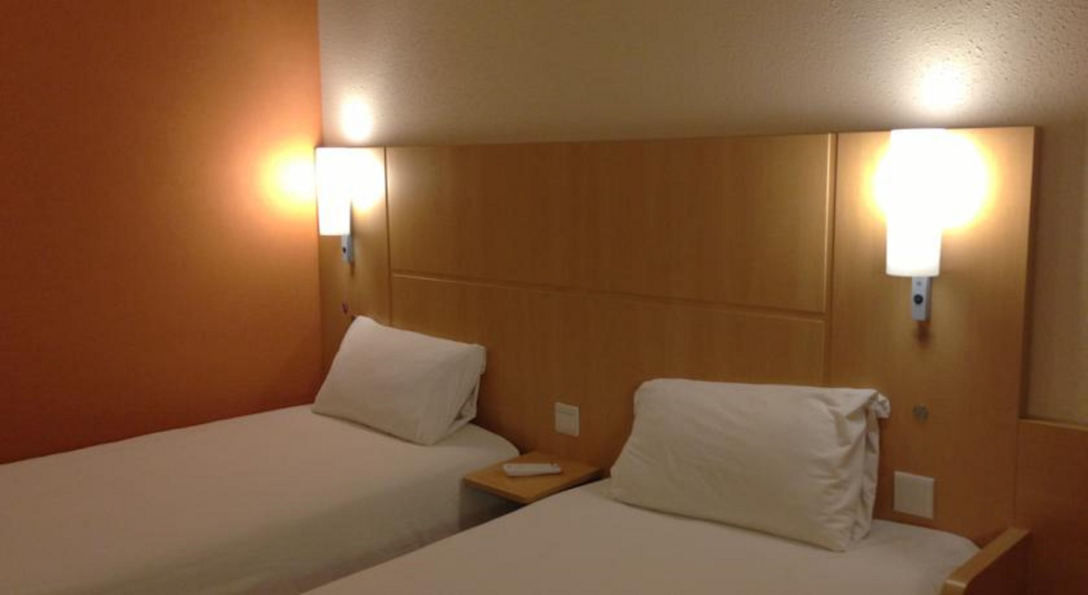 Ibis Qingdao Ningxia Road Hotel Exterior foto