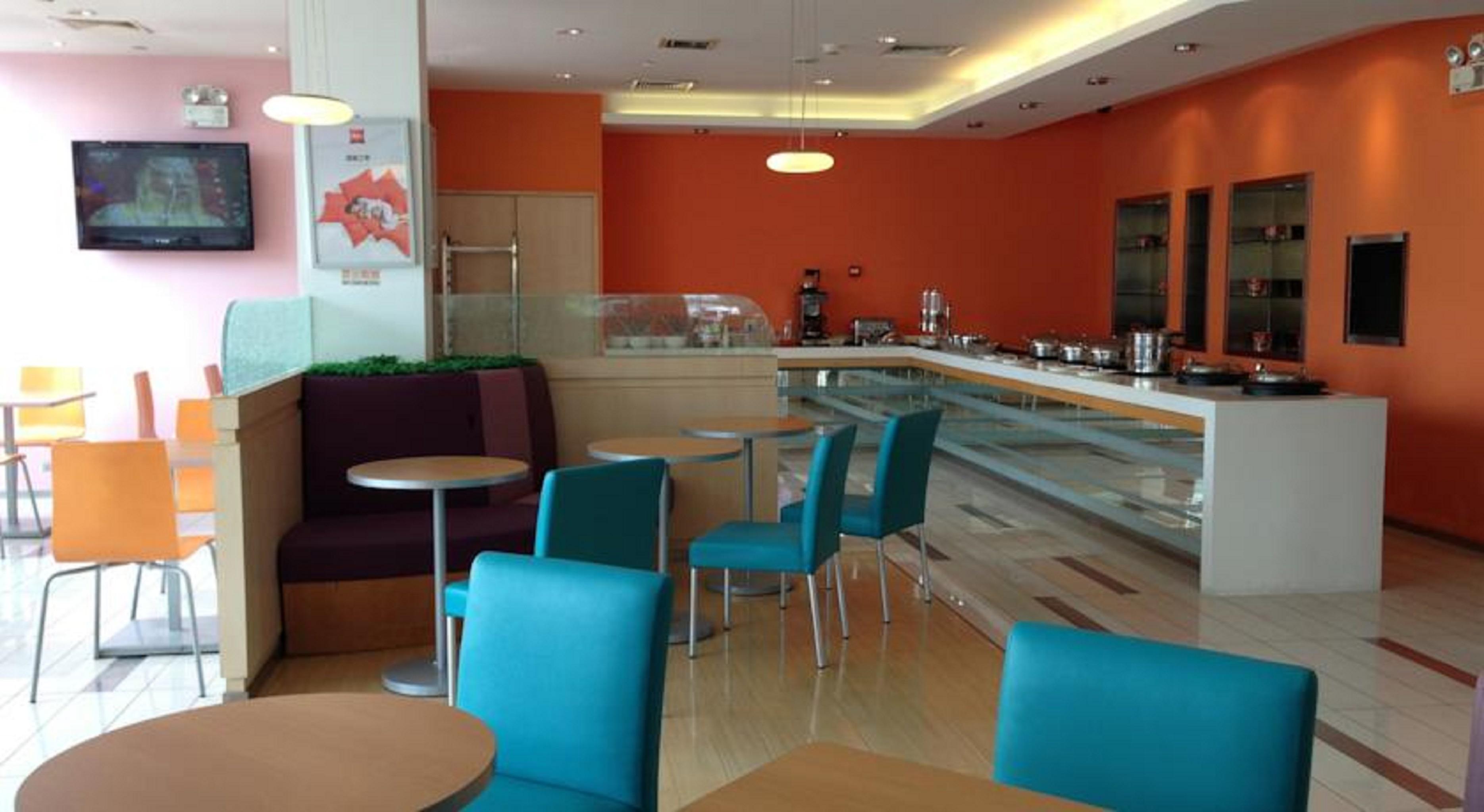 Ibis Qingdao Ningxia Road Hotel Exterior foto