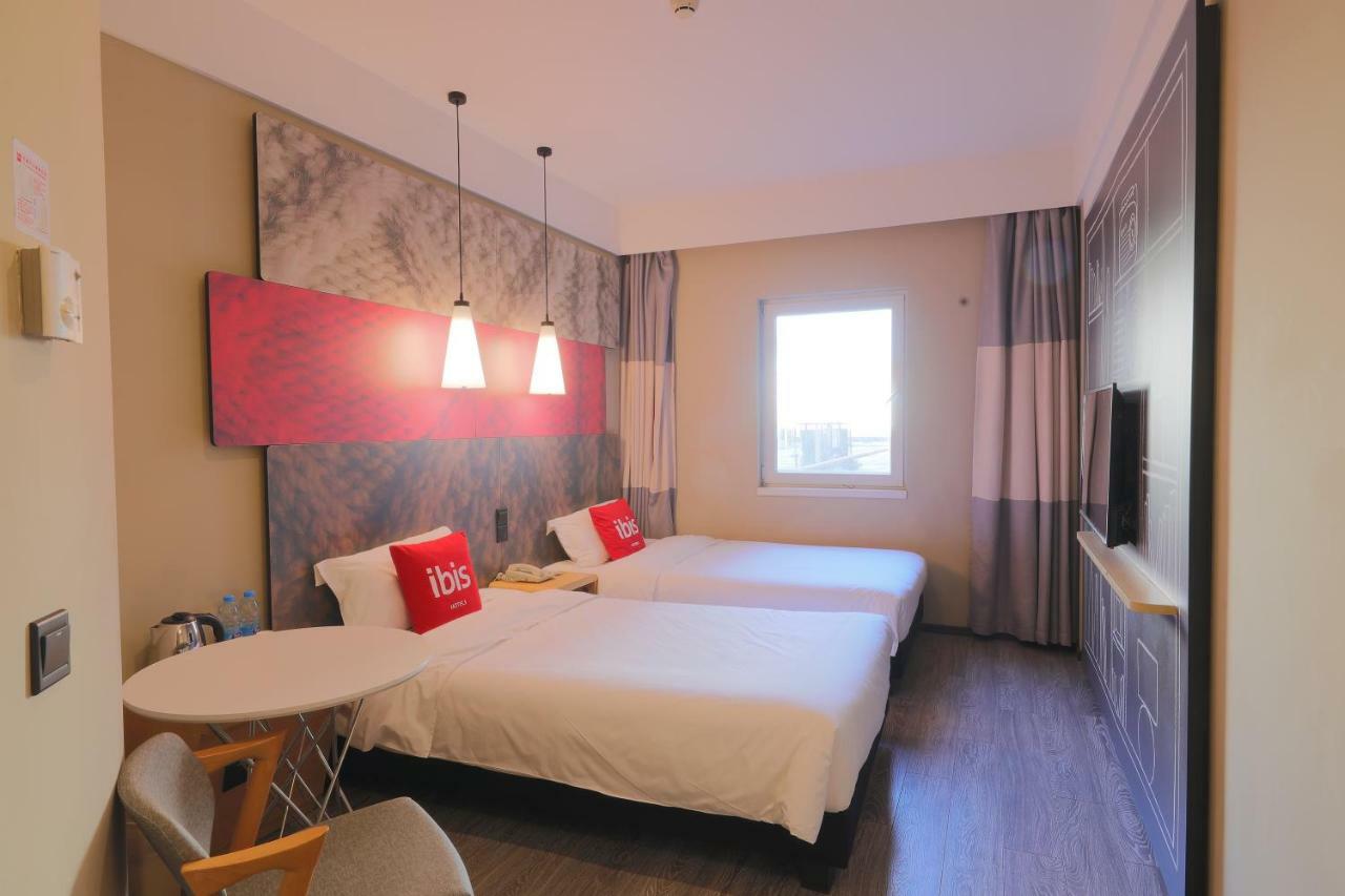 Ibis Qingdao Ningxia Road Hotel Exterior foto