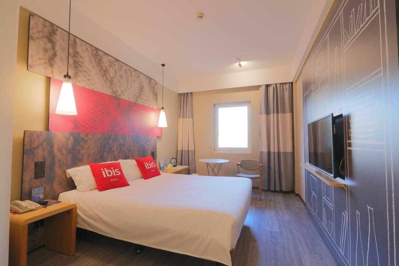 Ibis Qingdao Ningxia Road Hotel Exterior foto