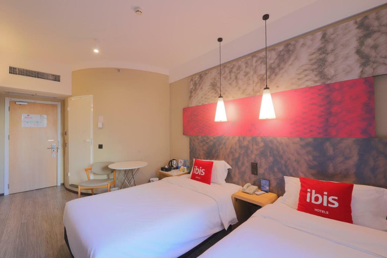 Ibis Qingdao Ningxia Road Hotel Exterior foto